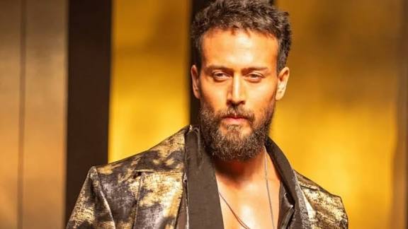 tiger-shroffteams-up-with-aarya-director-rammadhvani-for-a-spiritualaction-thriller