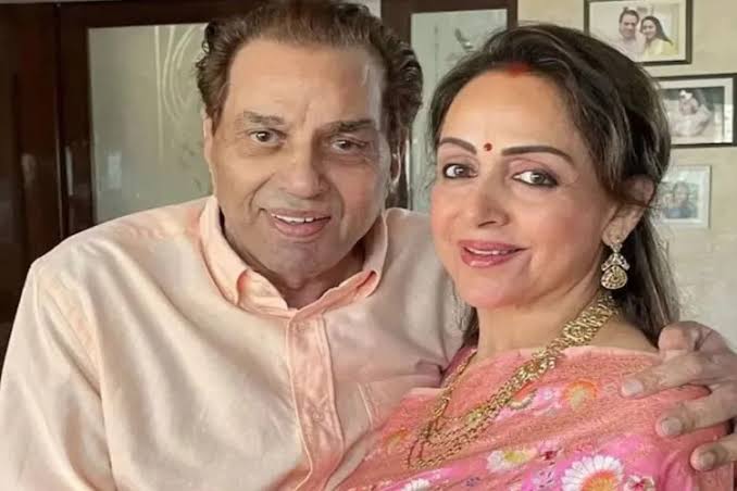 hema-malini-breaks-silence-on-deol-family-rift-why-should-i-explain